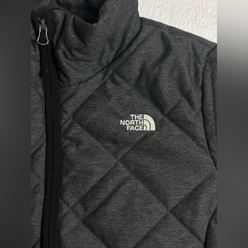 The North Face Charcoal Quilted Jacket View 6